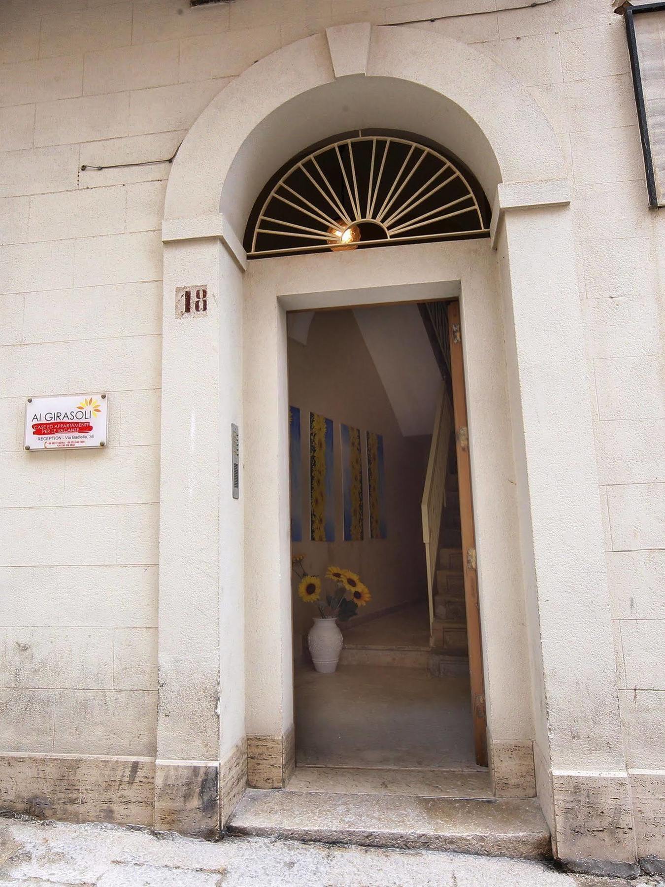 Ai Girasoli Casa Vacanze Trapani Exterior foto